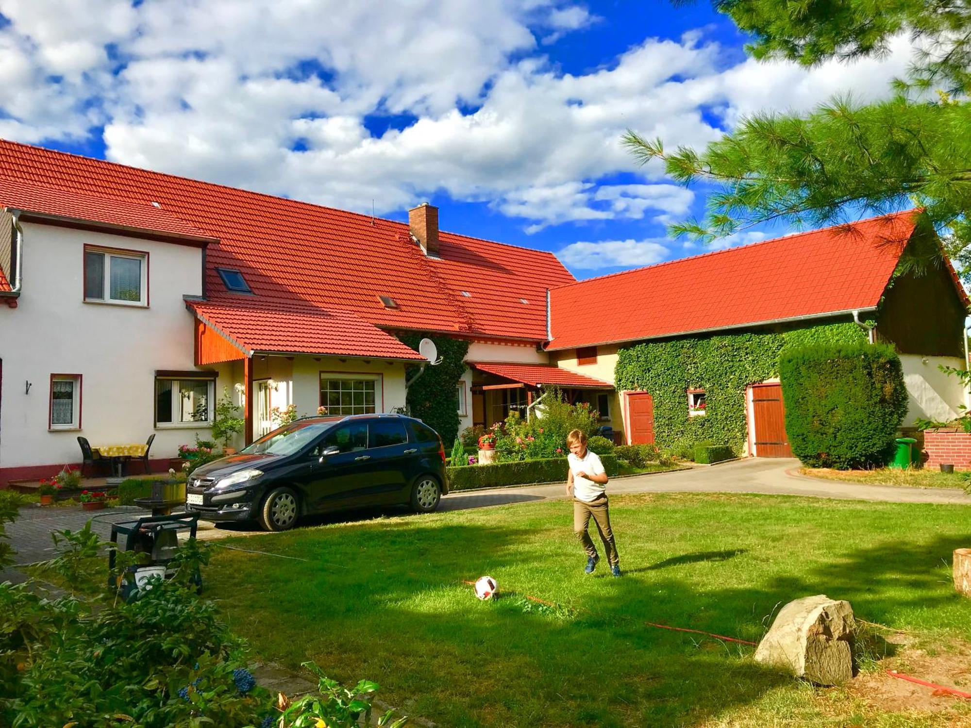 Top-Moderne Ferienwohnung Und Apartments Auf Frueherem Wunderschoenen Bauernhof Im Elbe-Elster-Kreis In Brandenburg Bei Herzberg-Elster, Schoenewalde, Holzdorf Екстер'єр фото