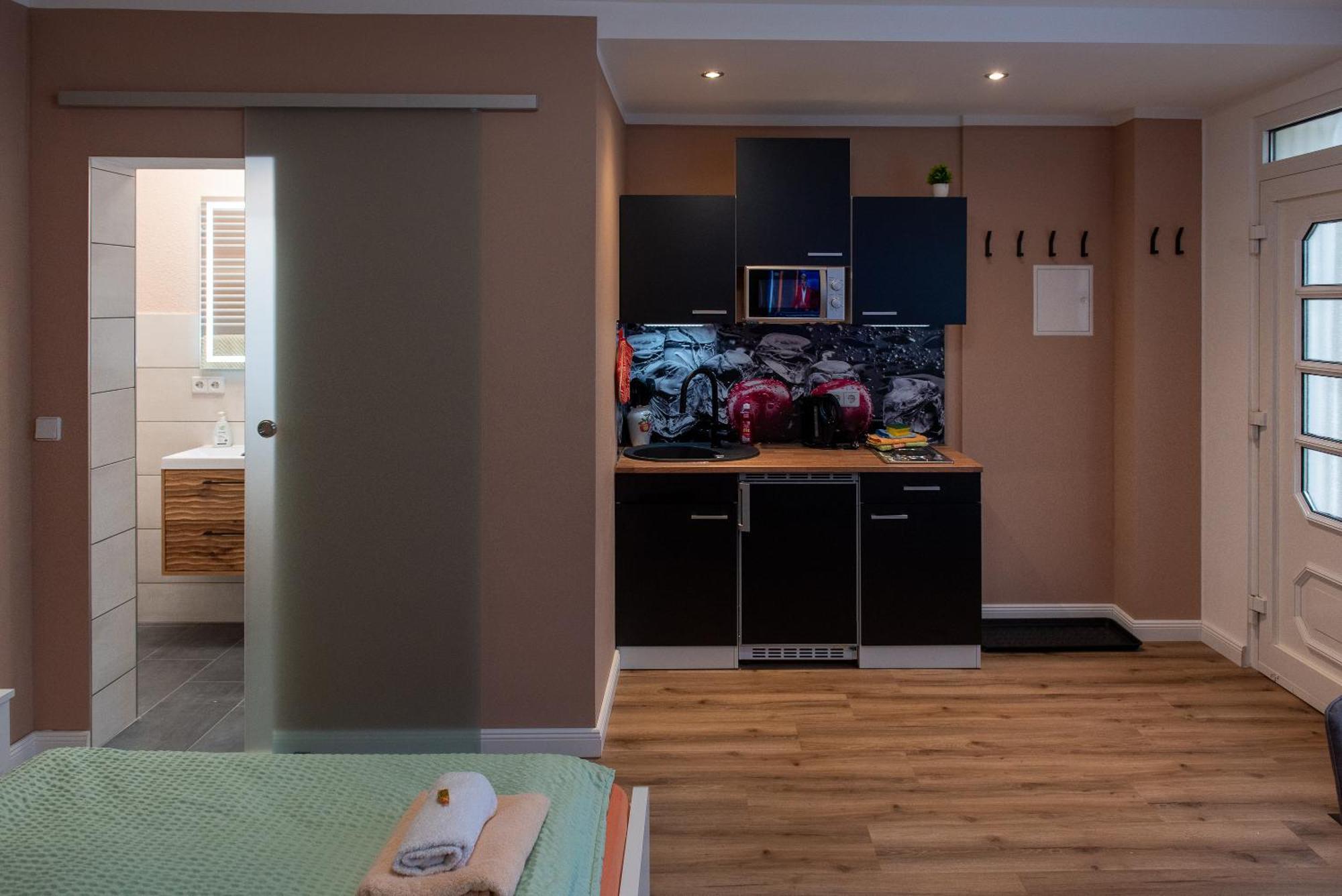 Top-Moderne Ferienwohnung Und Apartments Auf Frueherem Wunderschoenen Bauernhof Im Elbe-Elster-Kreis In Brandenburg Bei Herzberg-Elster, Schoenewalde, Holzdorf Екстер'єр фото
