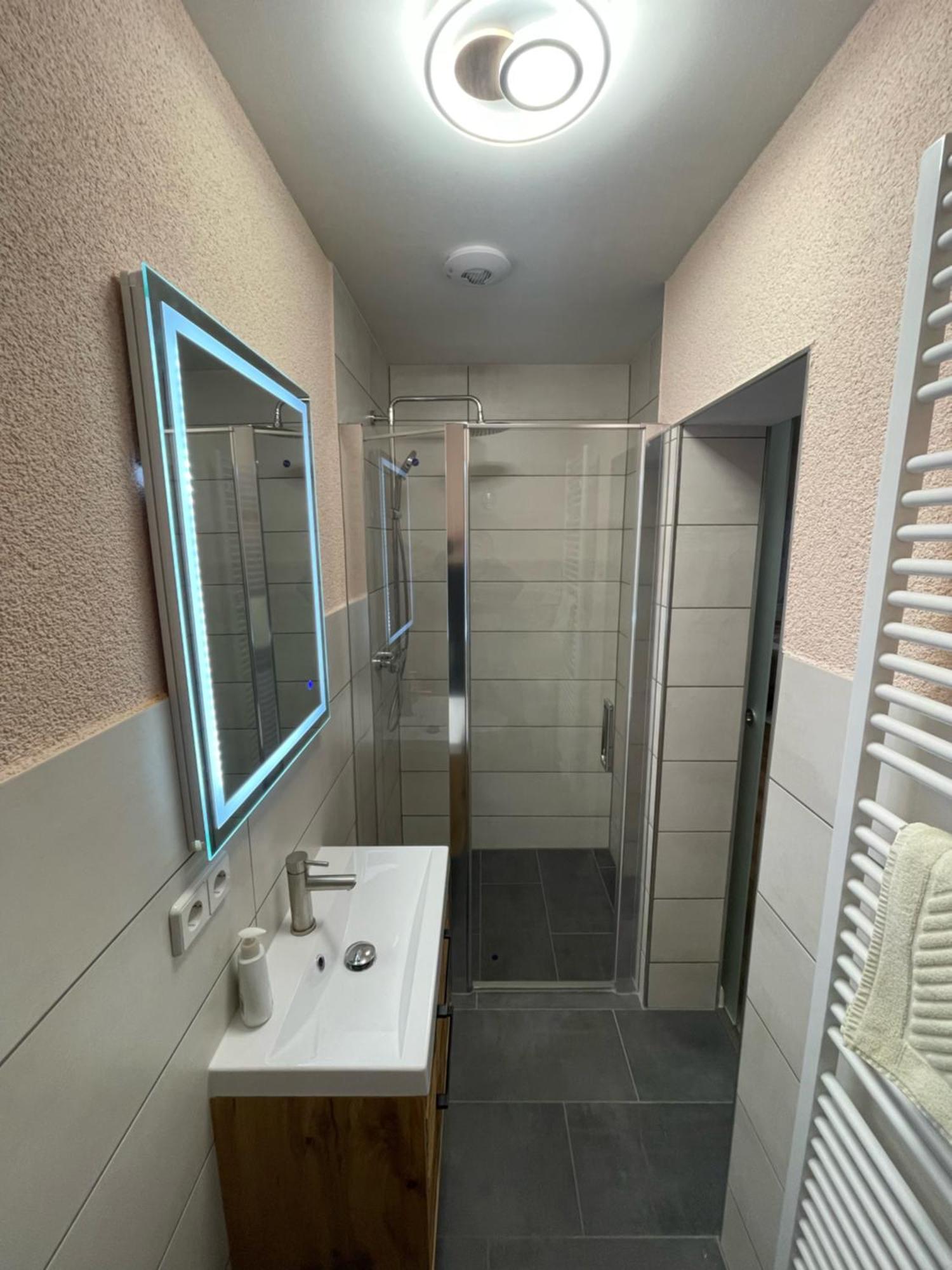 Top-Moderne Ferienwohnung Und Apartments Auf Frueherem Wunderschoenen Bauernhof Im Elbe-Elster-Kreis In Brandenburg Bei Herzberg-Elster, Schoenewalde, Holzdorf Екстер'єр фото