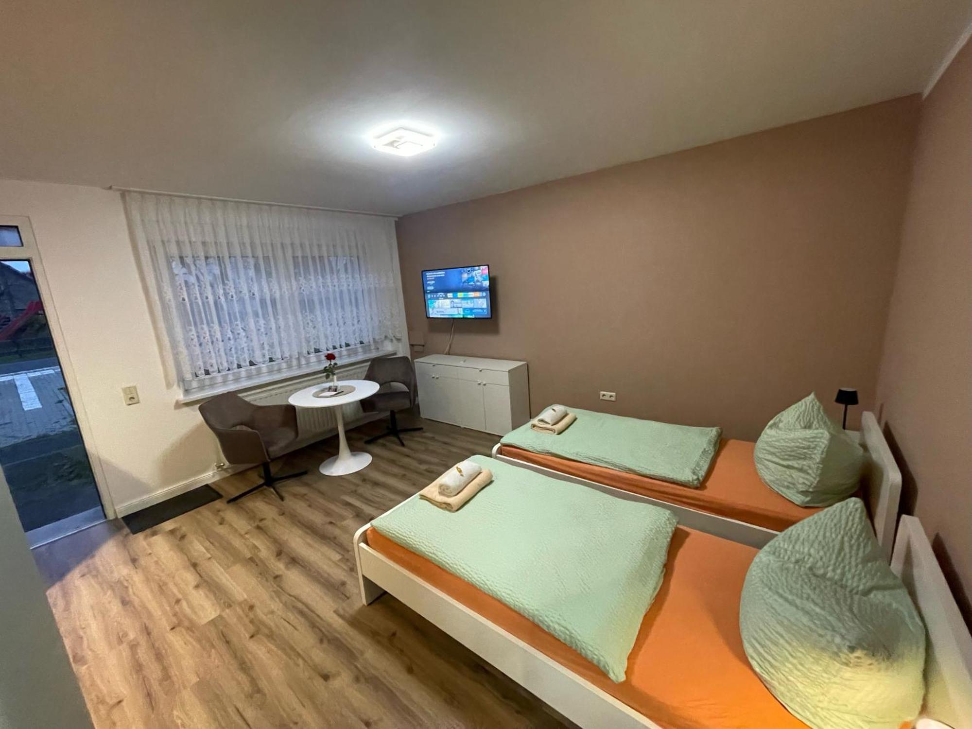 Top-Moderne Ferienwohnung Und Apartments Auf Frueherem Wunderschoenen Bauernhof Im Elbe-Elster-Kreis In Brandenburg Bei Herzberg-Elster, Schoenewalde, Holzdorf Екстер'єр фото