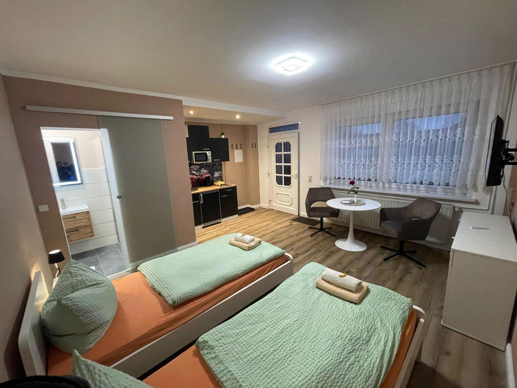 Top-Moderne Ferienwohnung Und Apartments Auf Frueherem Wunderschoenen Bauernhof Im Elbe-Elster-Kreis In Brandenburg Bei Herzberg-Elster, Schoenewalde, Holzdorf Екстер'єр фото